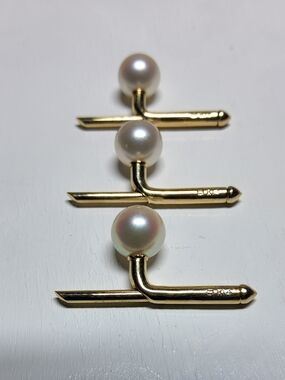 Vintage Mikimoto 14K Solid Yellow Gold and Pearl Sping-loaded Cufflinks